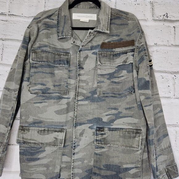 Treasure And Bond Women's Camouflage Cargo Jacket Size Small Pockets Military - Picture 5 of 13